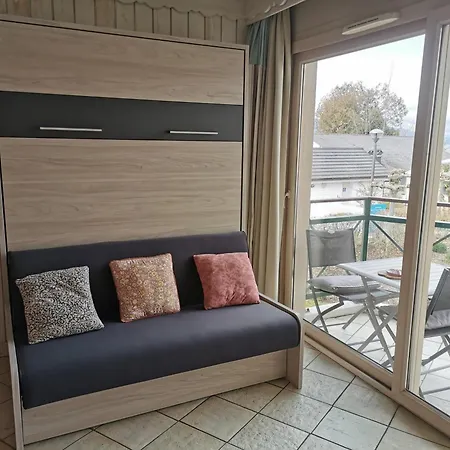 La Baie Des Voiles ,vue D'annecy ,plage Privee Apartment