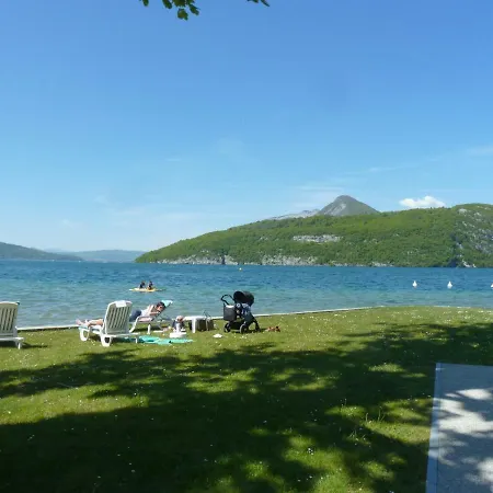 La Baie Des Voiles ,vue D'annecy ,plage Privee *